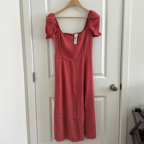 Wilfred Dresses & Skirts - NWT Aritzia Wilfred Fannie Dress - WARM SIENNA RED (6)
